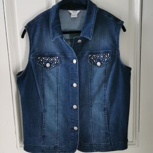 ALIA womens blue denim vest with rhinestone/pearls on chest pockets. Size 14